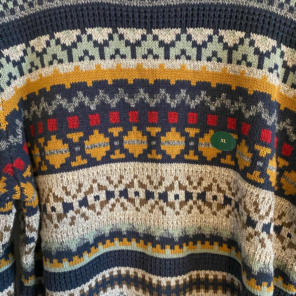 L.L. Bean Men's Organic Cotton Roll Neck Navy and Yellow Patterned Sweater - Picture 4 of 9